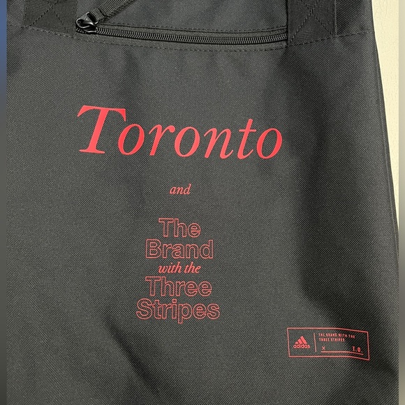 NWT - Adidas Originals Trefoil Shopper City Limited Edition - Toronto - Picture 2 of 12